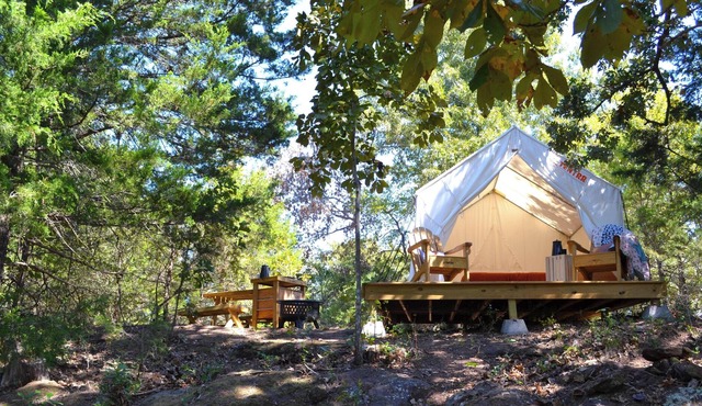 Tentrr Signature Site - Whispering Oaks Rock Garden