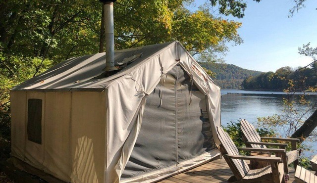 Tentrr Signature Site - River's Edge Sunset