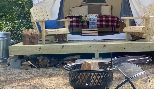 Tentrr Signature Site - An Island view at Kiwanis Beach - Coleman Cooking Site