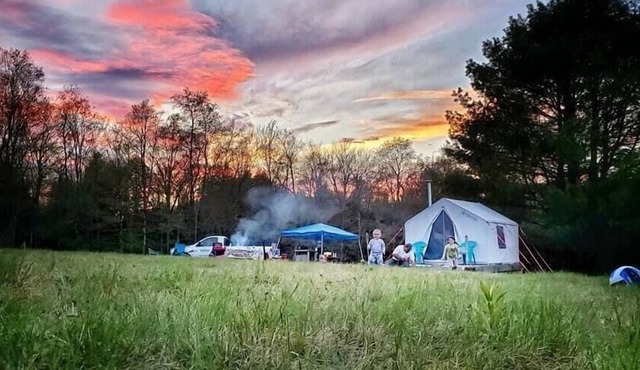 Tentrr Signature Site - Mountain View Campsite