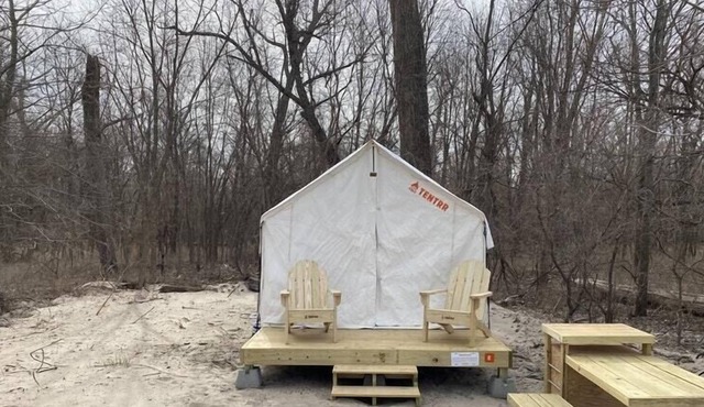 Tentrr State Park Site - Nebraska Louisville SRA – Cottonwood E – Single Camp