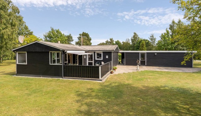 "Teofan" - 500m from the sea by Interhome