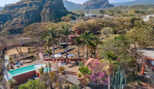 Tepoztlán — Private 5-Casita Mountain Retreat