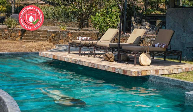Tepoztlan Castle l Pool + Jacuzzi + Fireplace