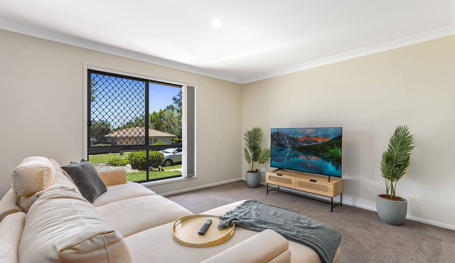 Terbium Sanctuary: Centrally located to shopping, good food and parks