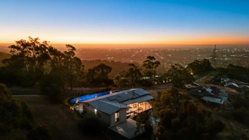 Teringie Retreat with Breathtaking Views