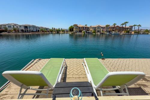Terra Lago Villa Lake, Mountain and Desert view, Coachella Getaway