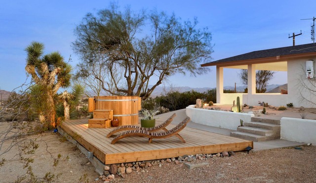 🌵 TerraCasa - Hot Tub, Fire Pit, Outdoor Shower & Endless Views 🌵