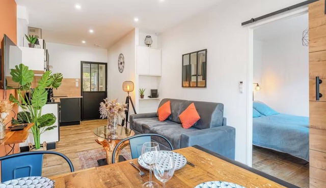 Terrace and SPA in the heart of Monplaisir!