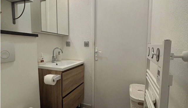 Terrace apartment with pool