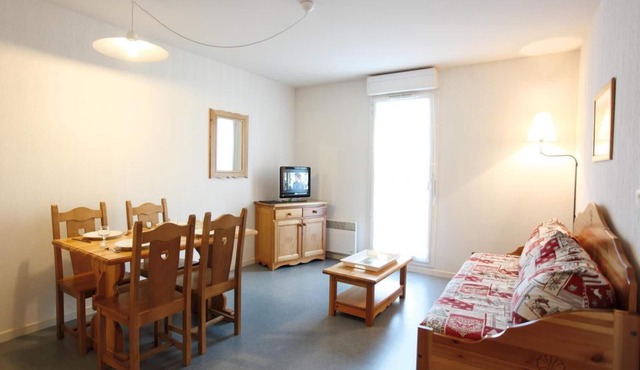 Terrace, balcony, parking, tv, ski locker, 43m², La Norma