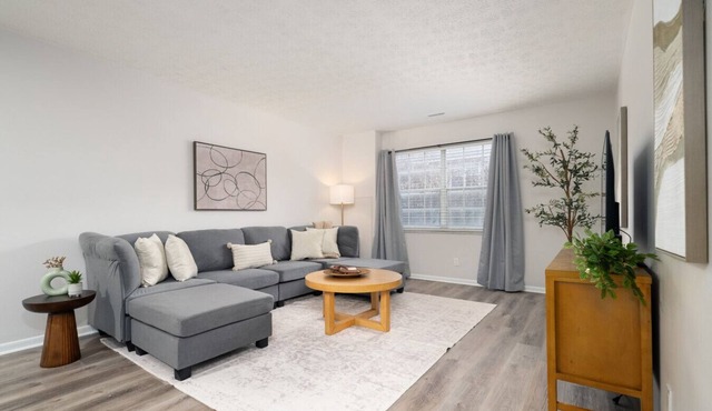 Terrace Flat 111 - Updated Flat|Columbus|OSU