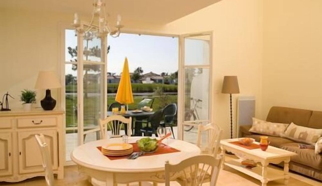 Terrace, parking, 56m², Saint Gilles Croix de Vie