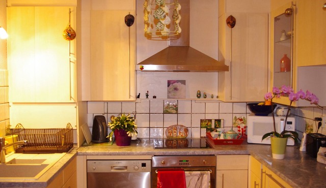 Terraced house, 120M2, for 7 people, 2 km from the lake, with private garden