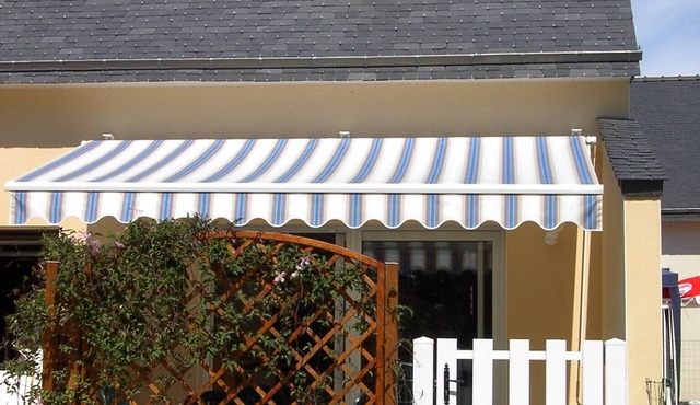 Terraced house, ground floor, facing south, very quiet