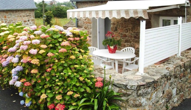 Terraced House in Lanmodez near Sandy Beaches
