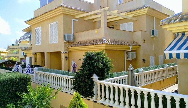 Terraced house in Santa Pola near the beach VT-467909-A