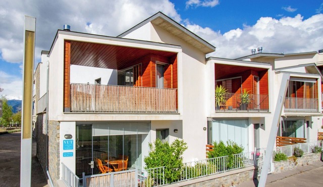 Terraced house in the National Park of Ordesa. Urb Las Margas Golf