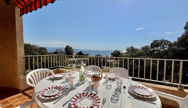 Terraced house, sea view - 6 guests