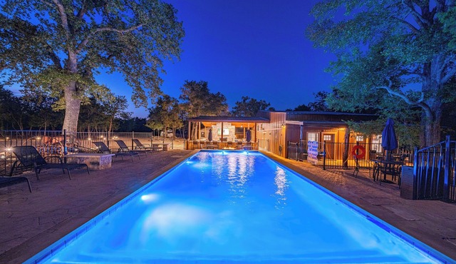 Terracotta Retreat | Sleeps 58 | Pool & Events