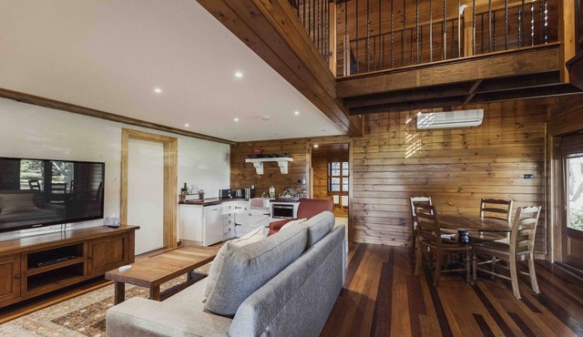 Terrara House - Where the Land meets the Sea