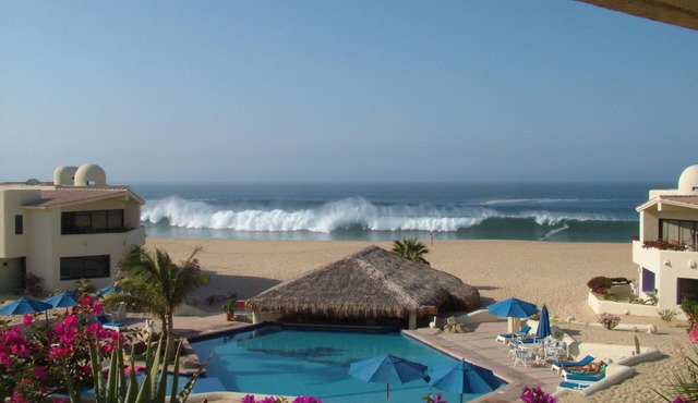 Terrasol Resort-Sleeps 10, 4 bed/3 bath Beachfront Walk to Marina, Downtown