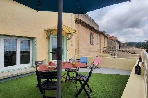 Terrasse avec vue-Spa-Clim sur les 2 niveaux-Famille-Vacances-Week-end