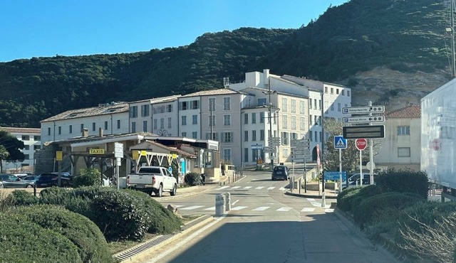Terrasse - Climatisation - Parking - Standing