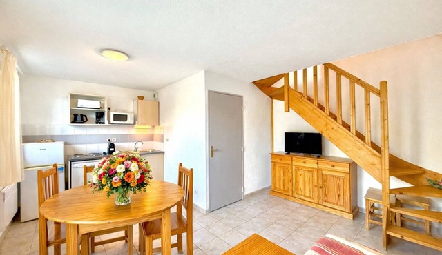 Terrasse du Sud, 4 guests, Pool in Calvisson