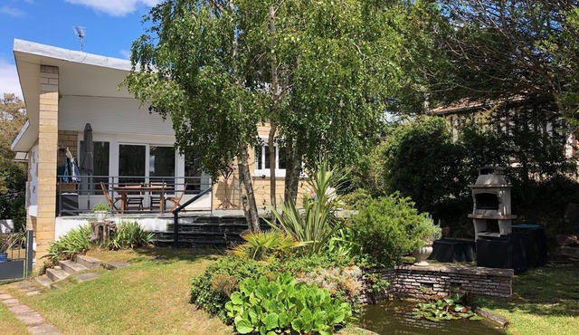 "Terrasse" located 200 m from the beach and 500 m from the town center