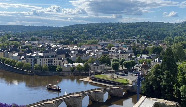 TERRASSON - M2 Charming house - View & Terrace - Colombes de Sorus