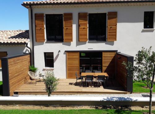 TERRE ET SUD 2 avec piscine