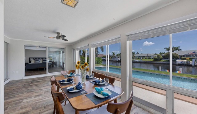 🥇 Terrific 2bd waterside villa (CH1005)