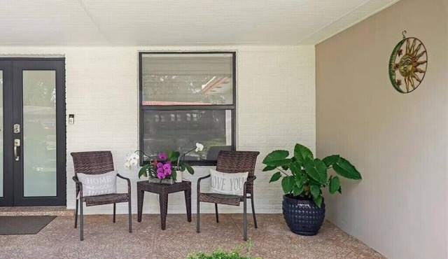 Terrific 5-bedroom house in Miami Lakes.