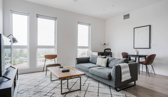 Terrific Pasadena 1BR w/Gym & Elev, nr Dining & Movies, by Blueground