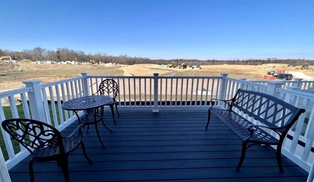 Tesla House-Gorgeous Smart House