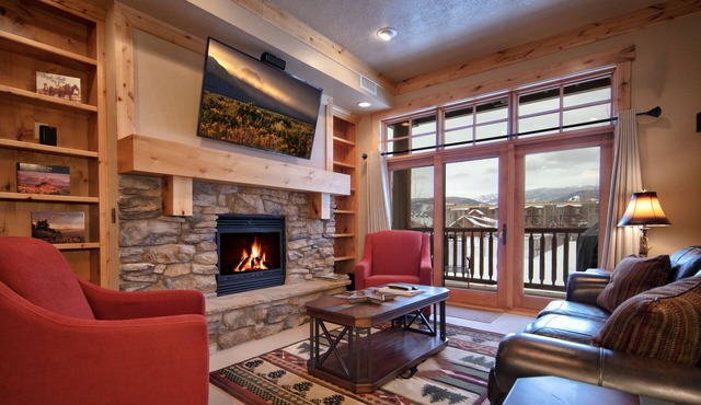 Teton Springs Condo #206 in Victor w/A/C, W/D, WiFi, Balcony, Grill & Garage