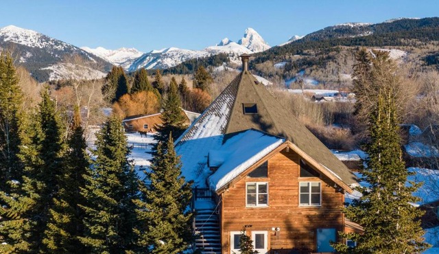 Teton Teepee Lodge