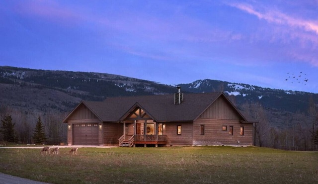 Teton Time 4BR Home - Hot Tub