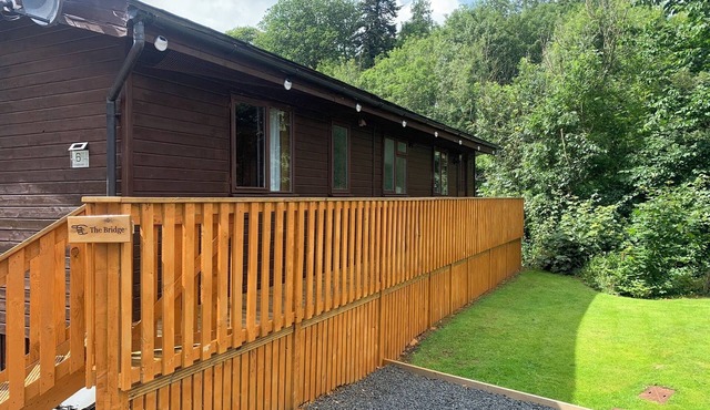 Teviot Lodge - Sleeps 6 - Pets - River Views