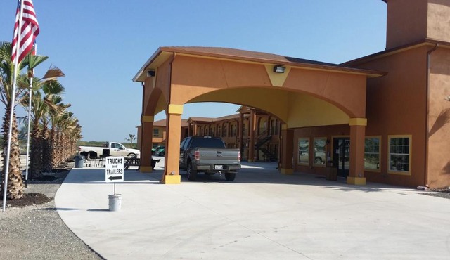 Texan Inn and Suites Tilden