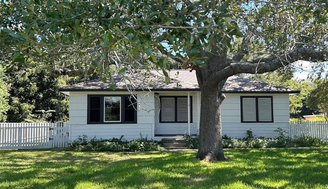 Texas City Home - Work or Play Near Galveston Bay