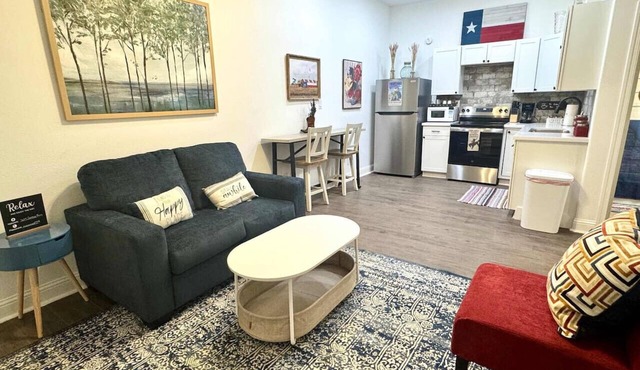 Texas Country 2BR/1BA