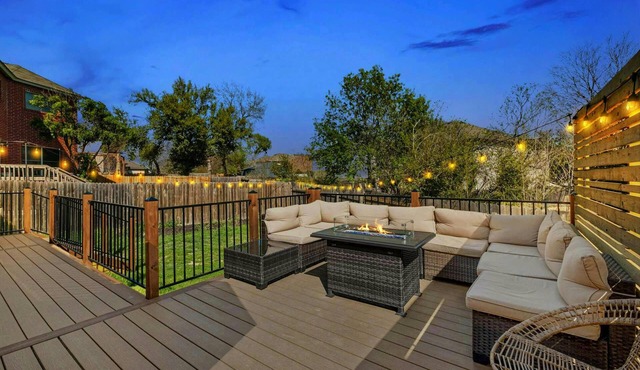 Texas Hideaway, 2-Story Home w/Outdoor Living