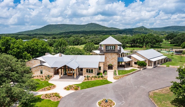Texas Hill Country Exclusive Ranch Resort