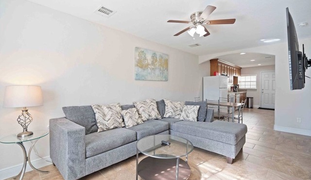 Texas Med Center Pristine & Stylish Home