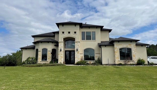 Texas-Tuscan three-acre estate with custom pool 15 mins from Downtown Houston