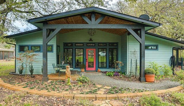 Texoma Retreat w/Yard, Fire Pit & Boat Parking
