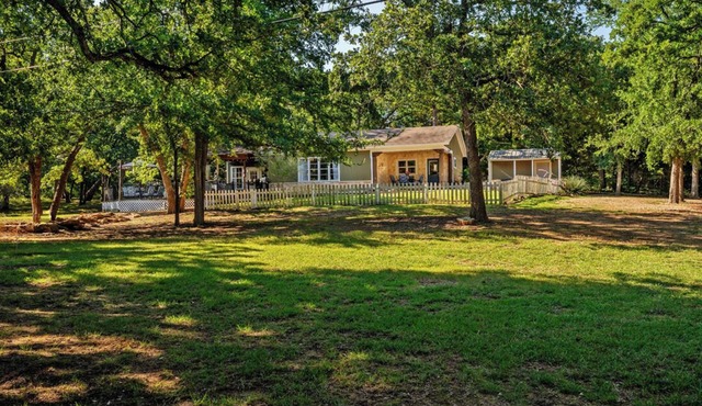 Texoma/Tanglewood Highport Marina - Adorable Cottage!n