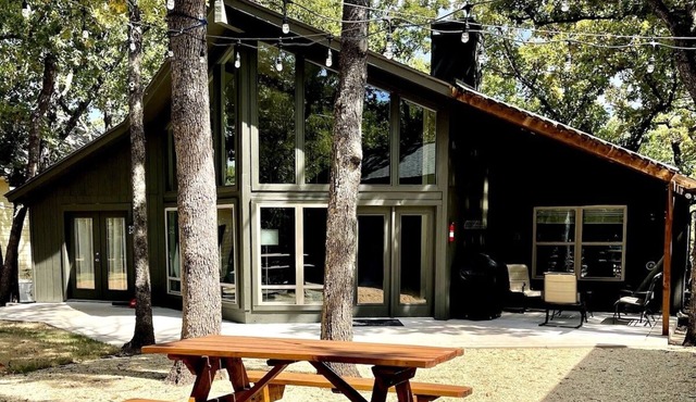 Texoma Tango Cabin by Lake and Beach